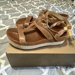 OluKai Women's Hona Loa Sandals - Brown